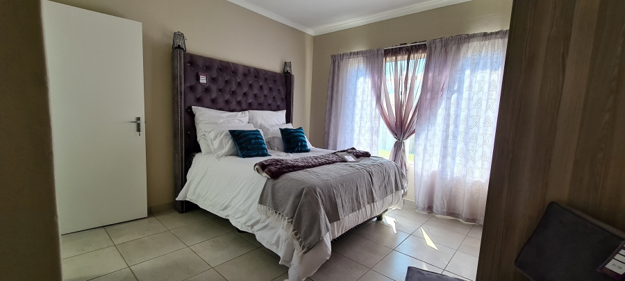 To Let 3 Bedroom Property for Rent in Waterkloof Hill Estate North West